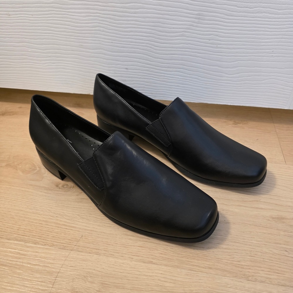 Trotters Black Leather Square Toe Slip On Loafer Block Heel Size 10.5M Shoes - Picture 2 of 8